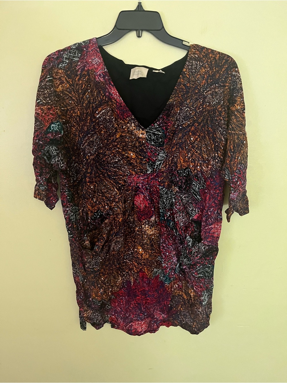 V-Neck Multicolor Crinkle Tunic Top - Women's Size Small